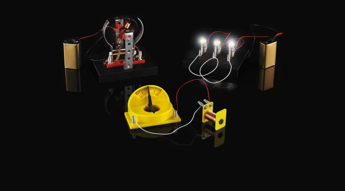 Alga Science 101 Experiments Tiedesetti