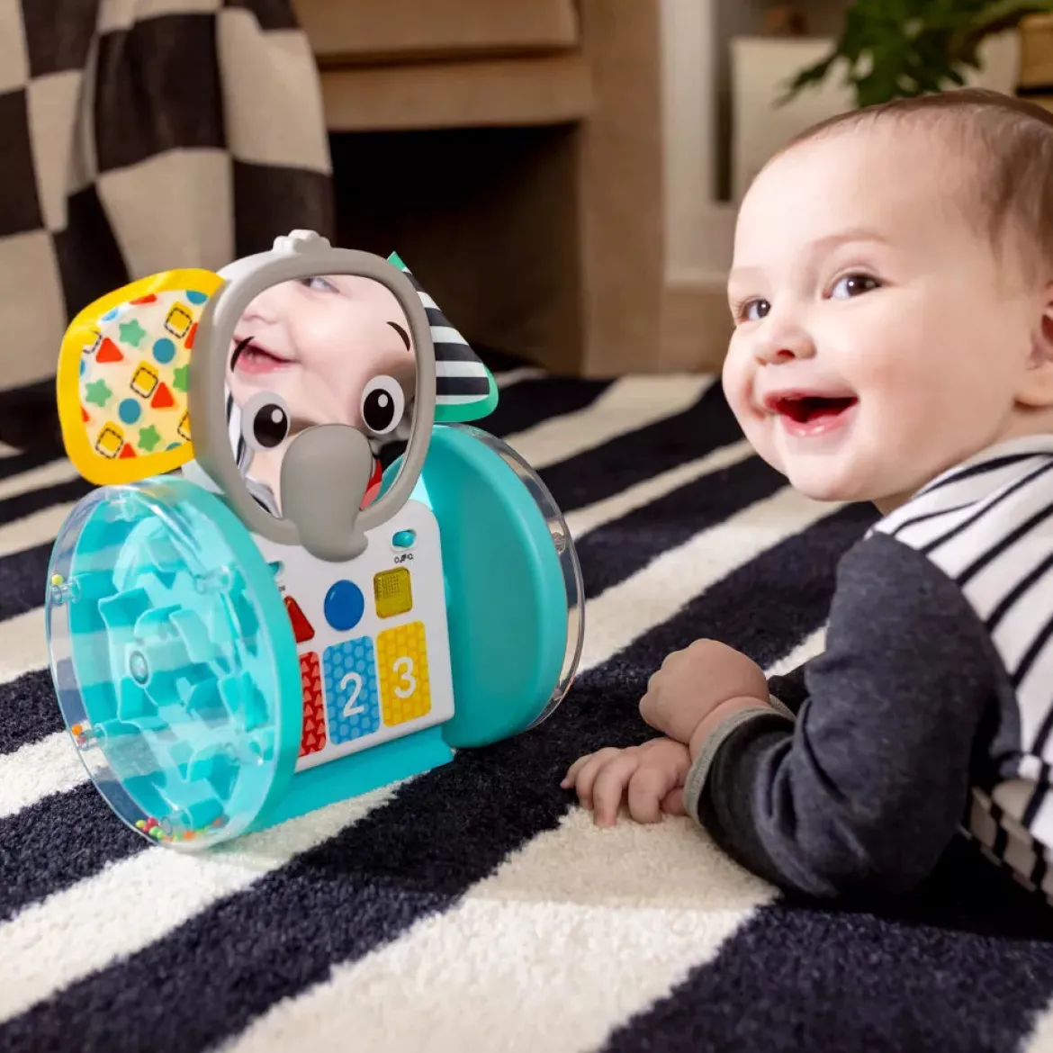 Baby Einstein Chase & Tap Earl Norsu Ryömimislelu Valoilla ja Äänillä