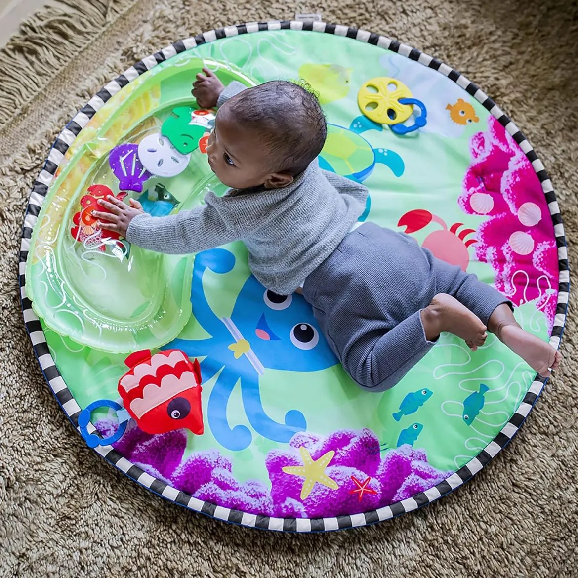 Baby Einstein Sea Floor Explorers 2-in-1 Aktiviteettimatto Vauvajumppa ja Vesimatto