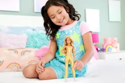 Barbie Fashionistas Nukke - Golden Dreams