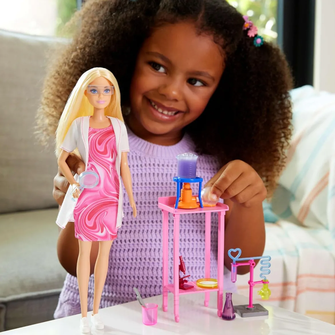 Barbie Nukke You Can Be Anything Tutkija