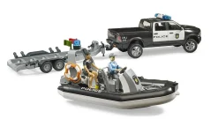 Bruder RAM 2500 Poliisiauto, 2 Hahmoa, Vene ja Traileri 1:16