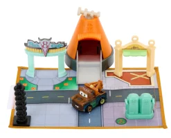 Cars Minis on the Go Leikkisetti Radiator Springs