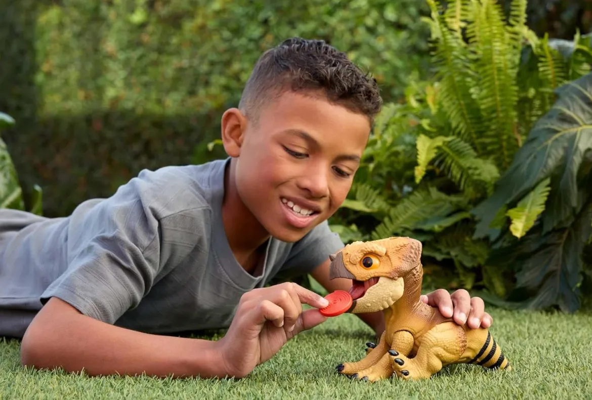 Jurassic World Interaktiivinen Aquilops Dinosaurus