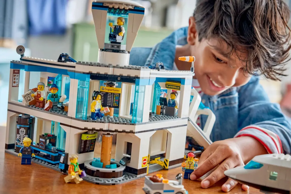 LEGO City 60502 Lentokenttä ja Lentokone
