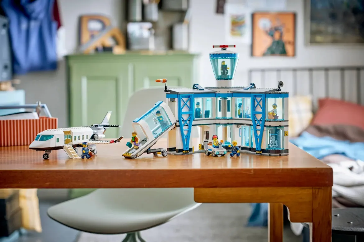 LEGO City 60502 Lentokenttä ja Lentokone