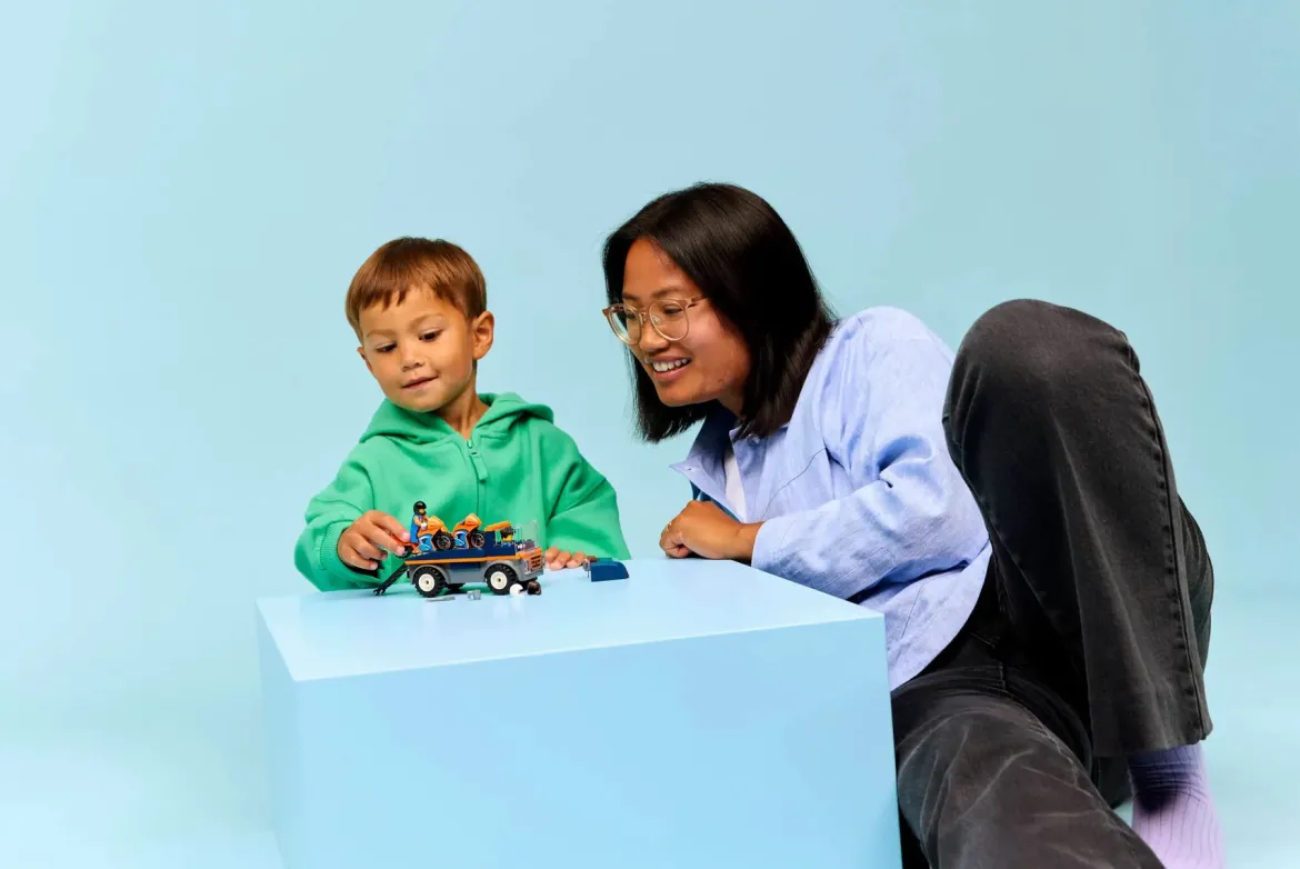 LEGO City 60491 Moottoripyörän Kuljetusauto