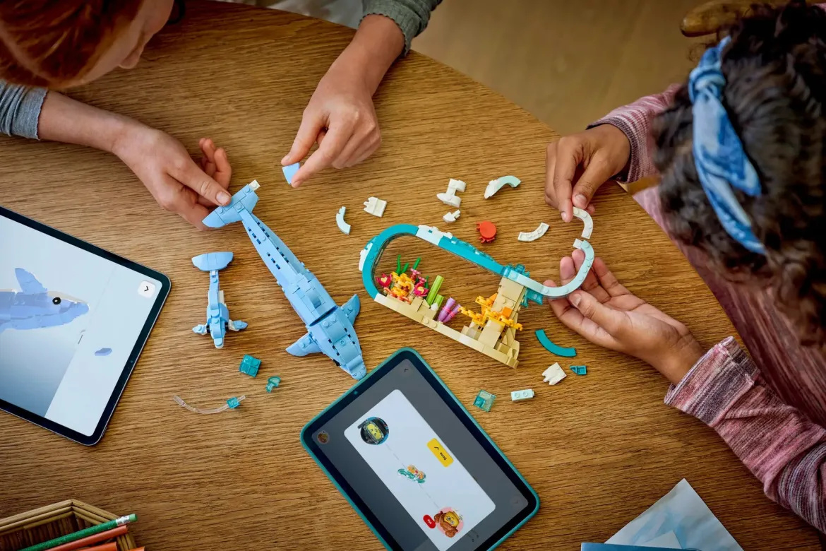 LEGO Creator 31385 Merieläimet: Söpöt Delfiinit
