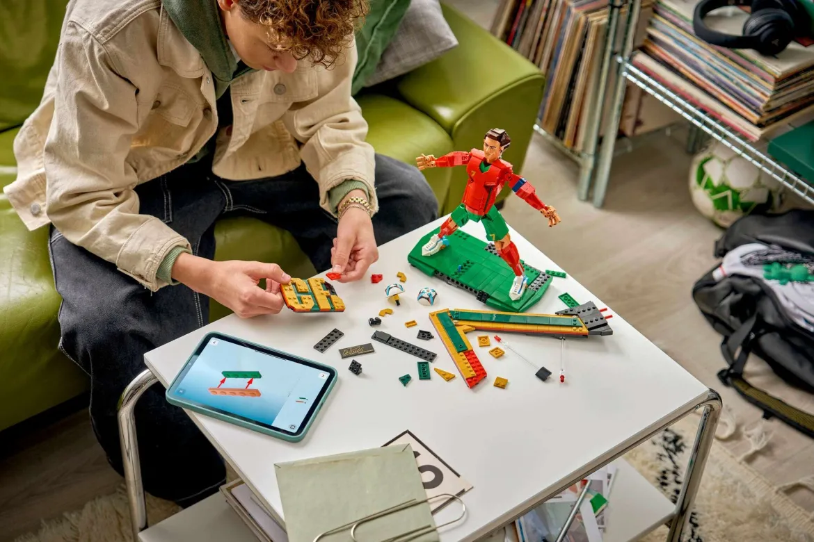 LEGO 43016 Cristiano Ronaldo – Jalkapallolegenda