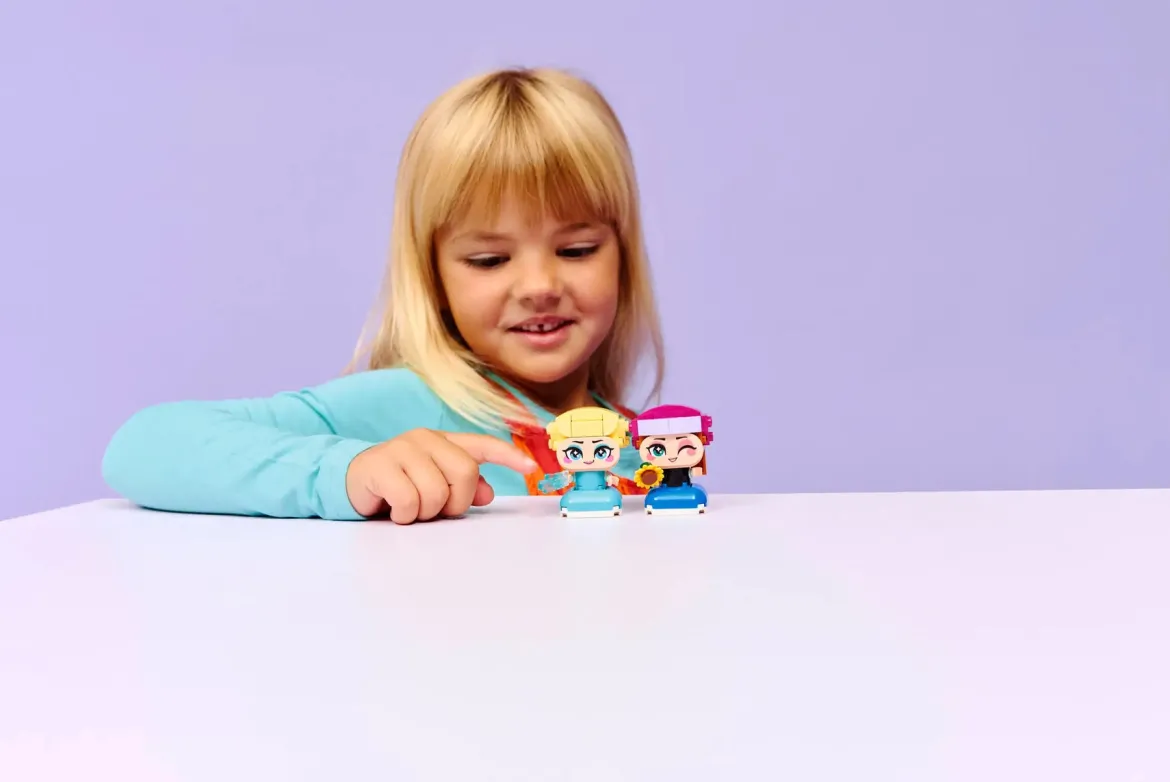 LEGO Disney 43284 Anna ja Elsa Minikoossa