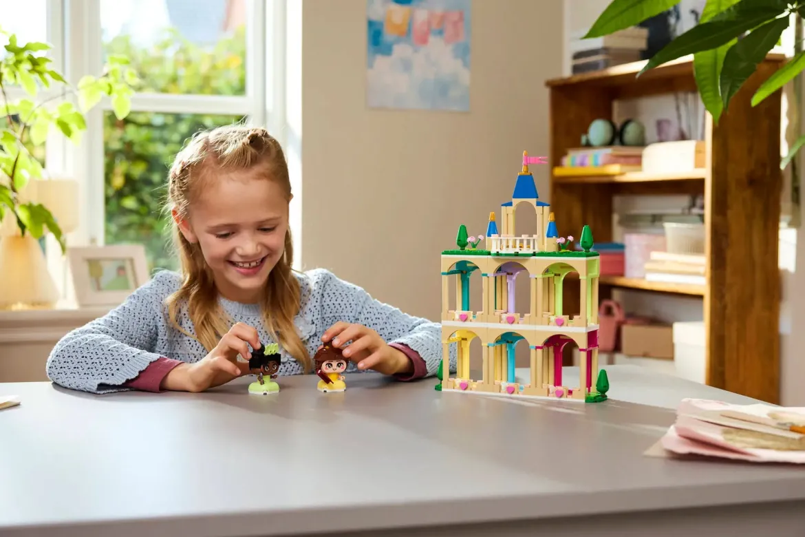 LEGO Disney 43291 Bellen ja Tianan Linna Minikoossa