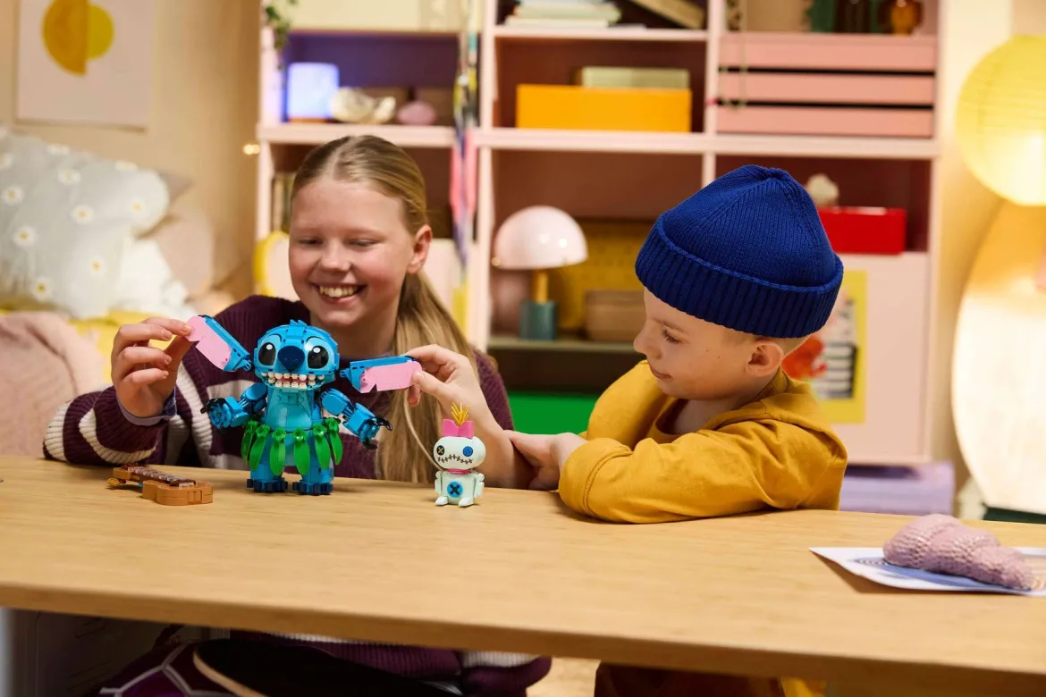 LEGO Disney 43296 Stitch ja Räsynukke