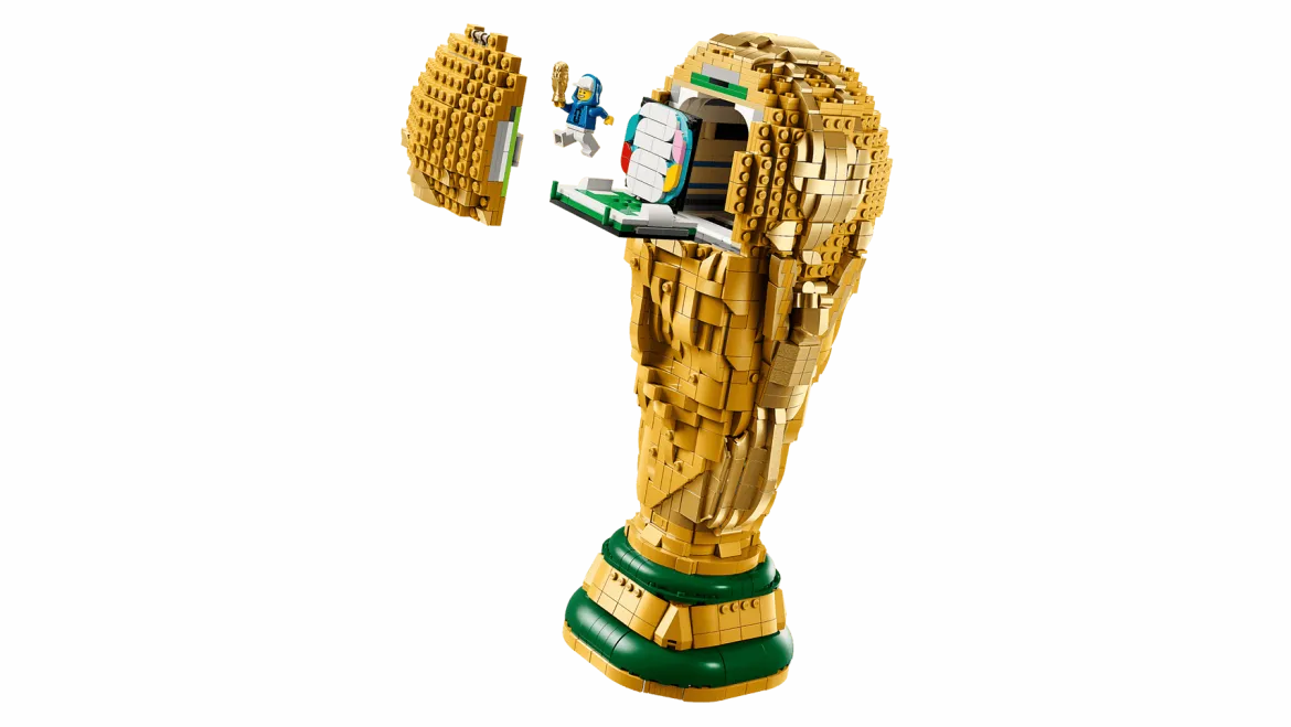 LEGO Editions 43020 FIFA World Cup™ ‑Turnauksen Virallinen Palkinto