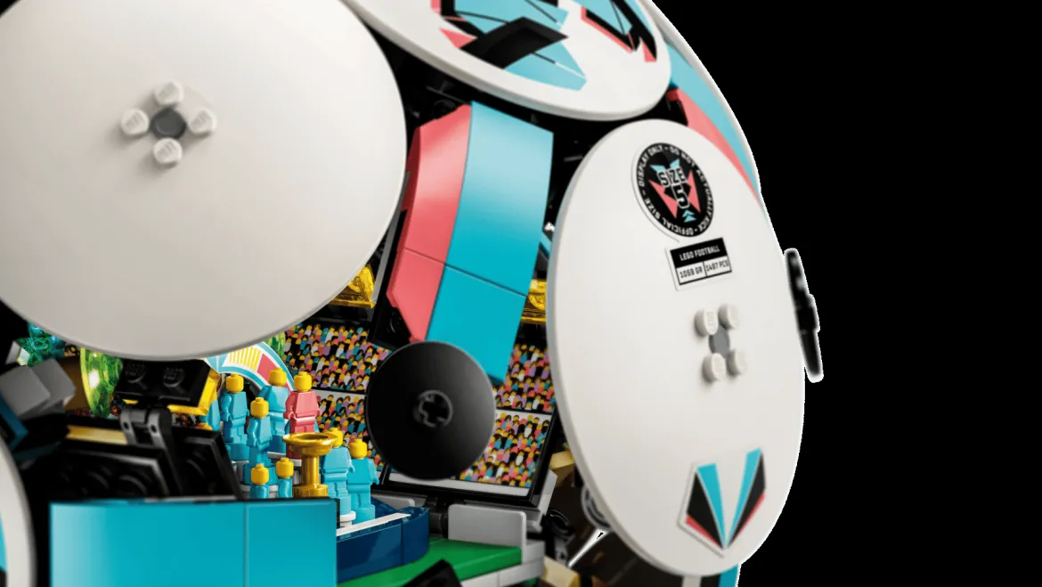 LEGO Editions 43019 Jalkapallo