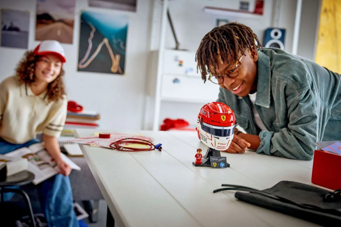 Lego 43014 Scuderia Ferrari HP Kypärä Charles Leclerc