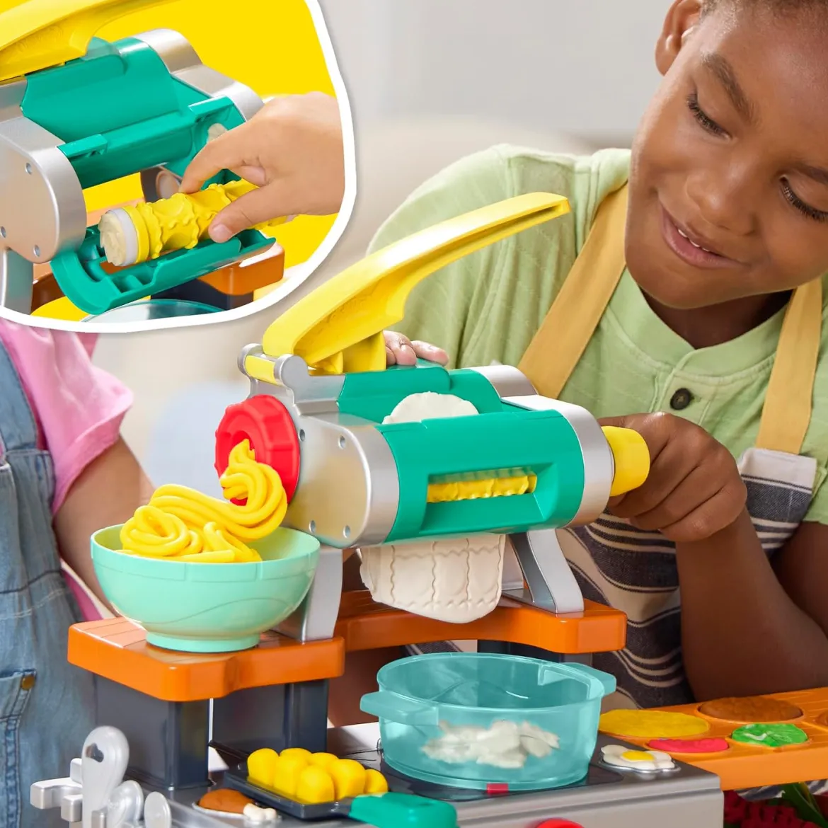 Play-Doh Super Sizzlin Muovailuvaha Keittiöleikkisetti