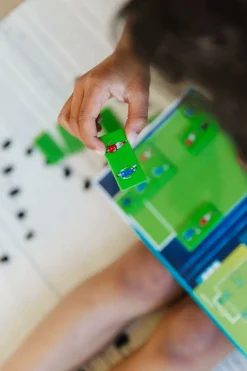 SmartGames Gooal! Magneettinen Matkapeli