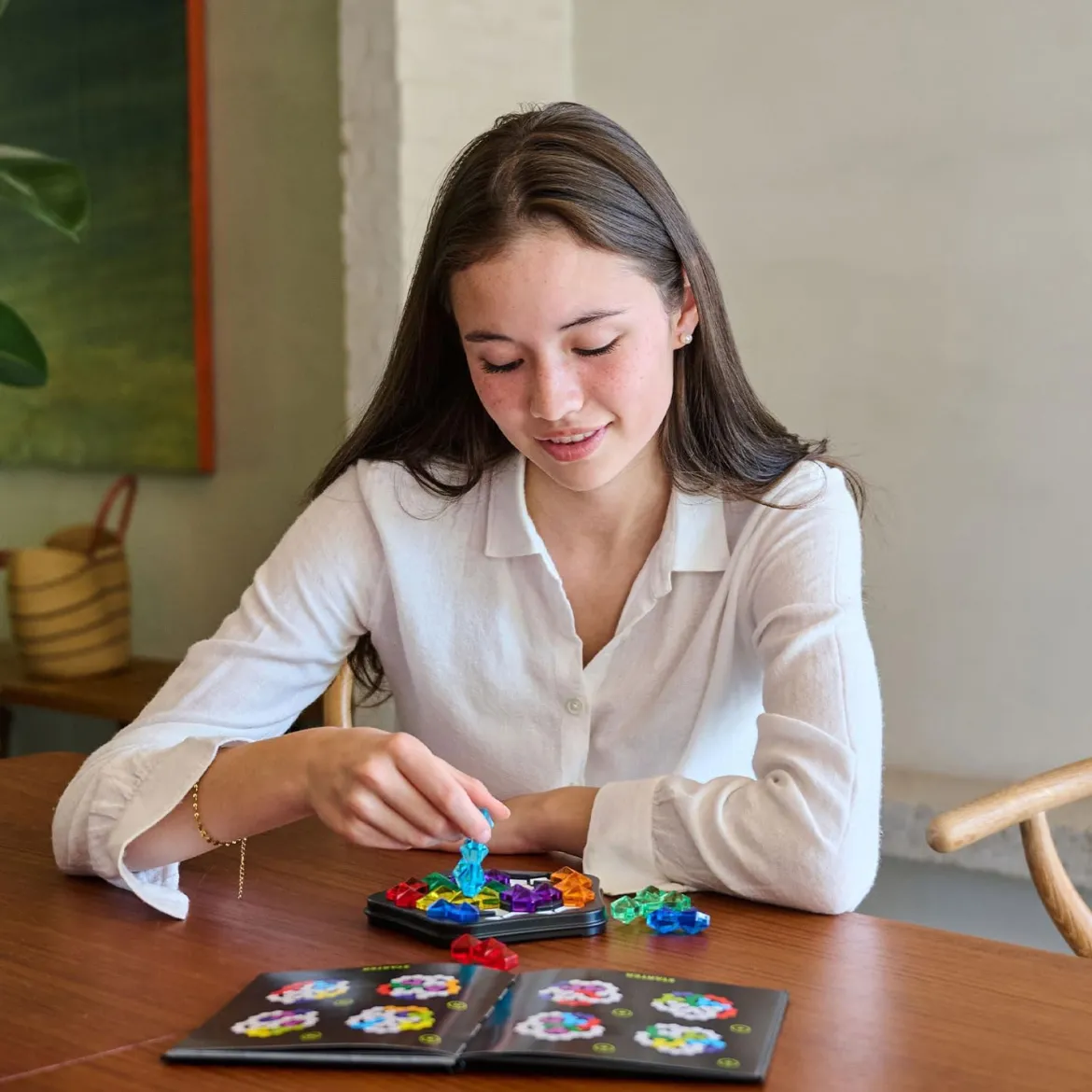 SmartGames IQ Deluxe Pentagon Logiikkapeli