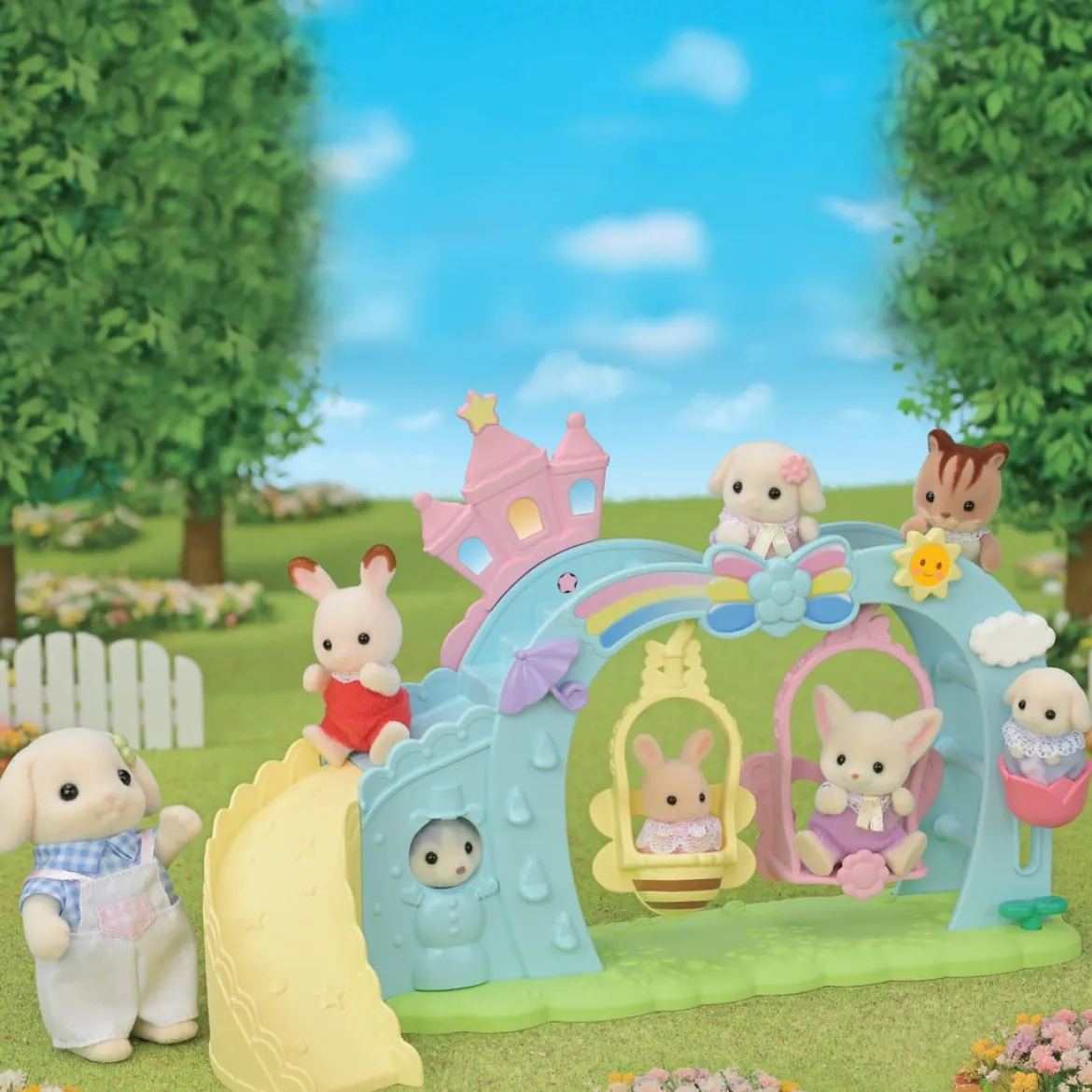 Sylvanian Families 5745 Leikkipaikka Liukumäellä ja Keinuilla