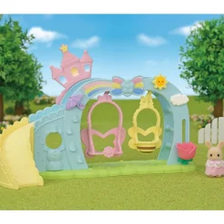 Sylvanian Families 5745 Leikkipaikka Liukumäellä ja Keinuilla