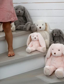 Teddykompaniet Svea Pupu Pehmolelu Vaaleanharmaa 30 cm