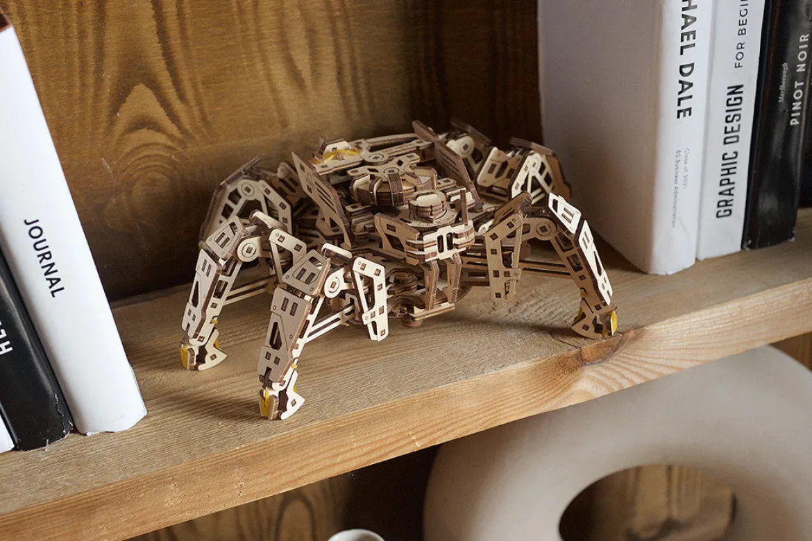 Ugears Model Hexapod Explorer