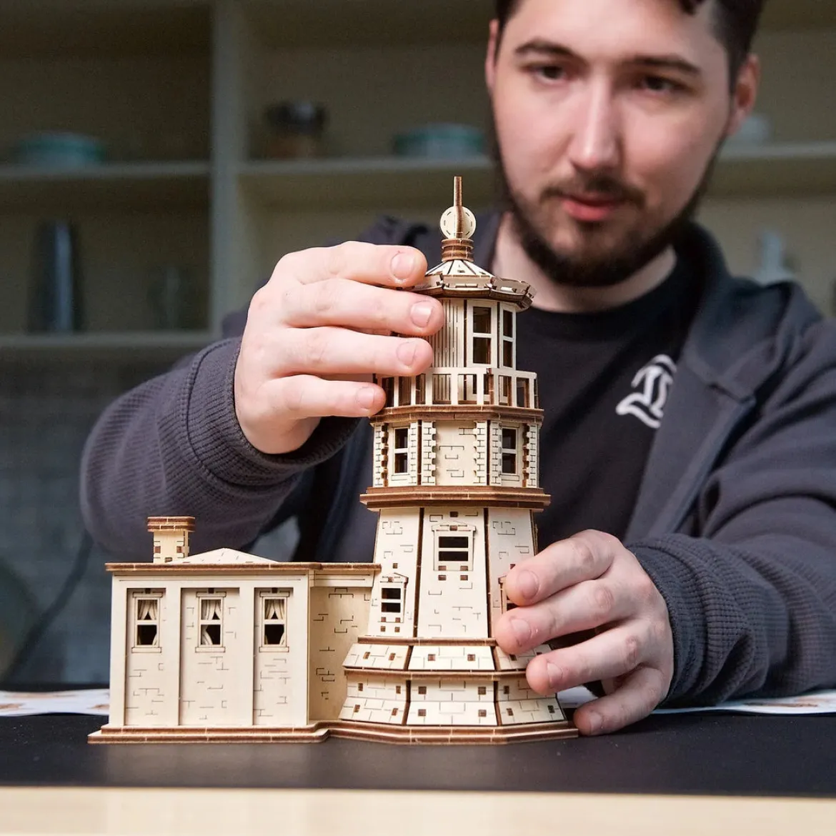 Ugears Rakennussarja Split Rock Lighthouse Majakka