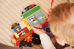 Wacky Wonders - Busy Board/Aktiviteettilauta Juna